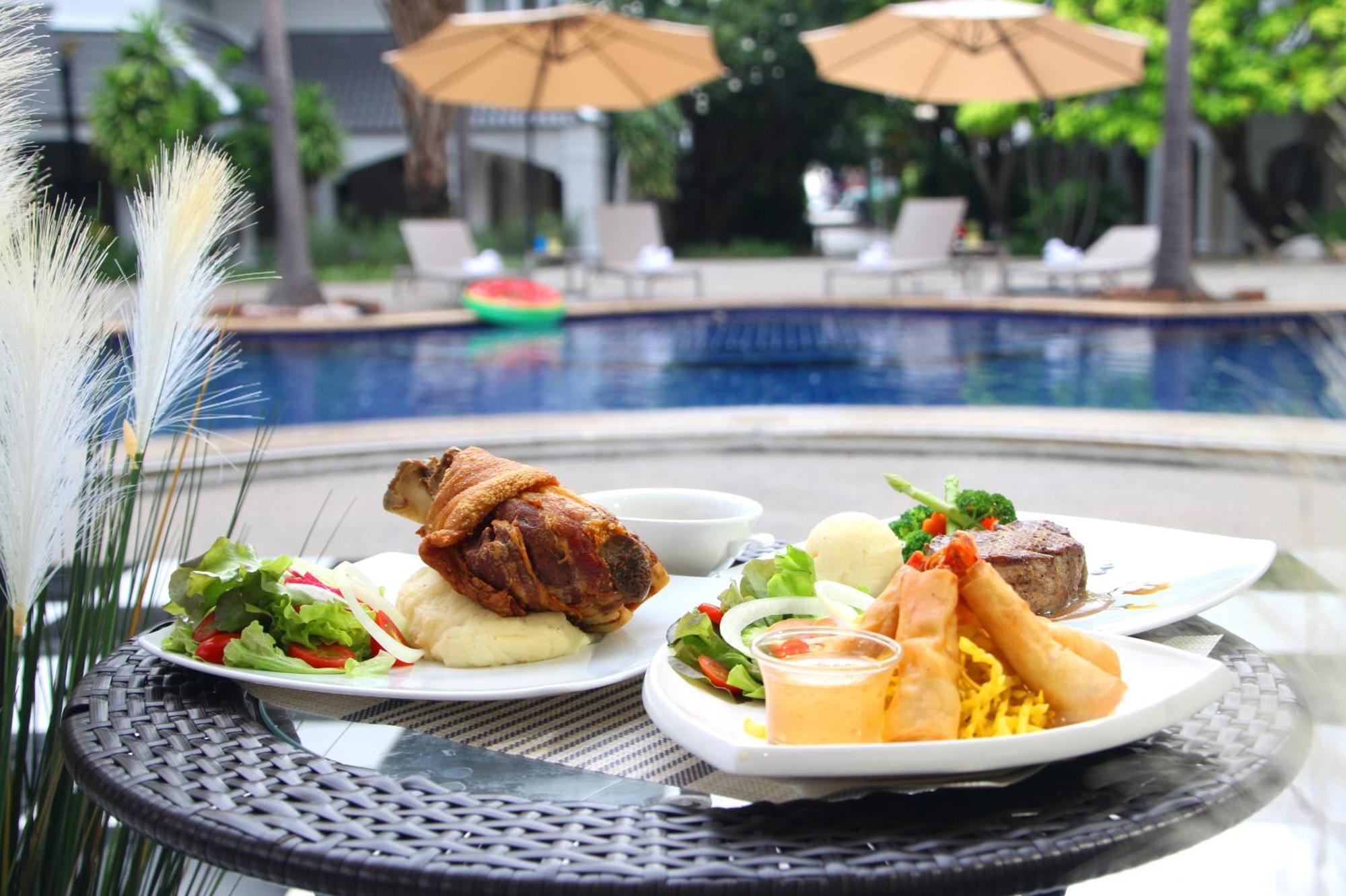 Pooh & 5* Jomtien Beach